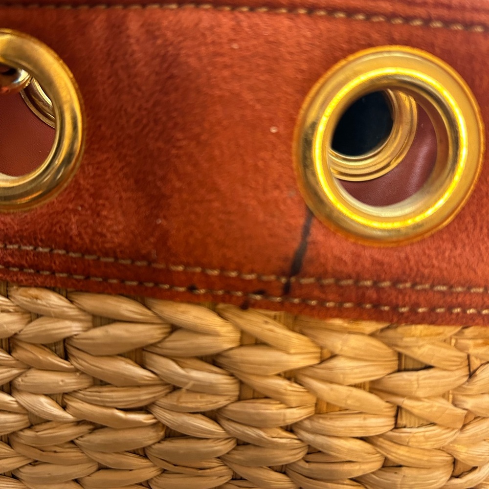 Handbag. - Picture 3 of 4